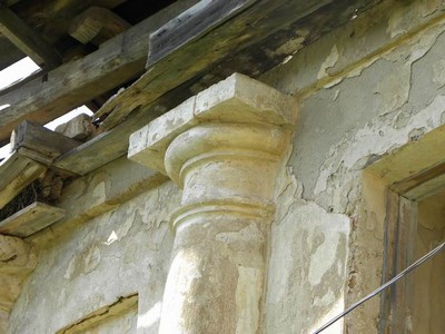 Колонна флигеля Усадьба Васильевское графа Орлова-Денисова