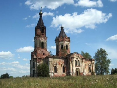 Введенский храм в Хотово
