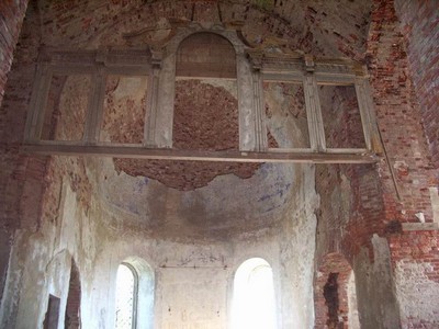 Введенский храм в Хотово