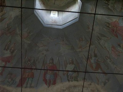 Церковь Воскресения Христова в деревне Медведево 